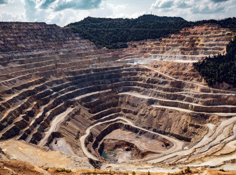 Explosivos e Mineração